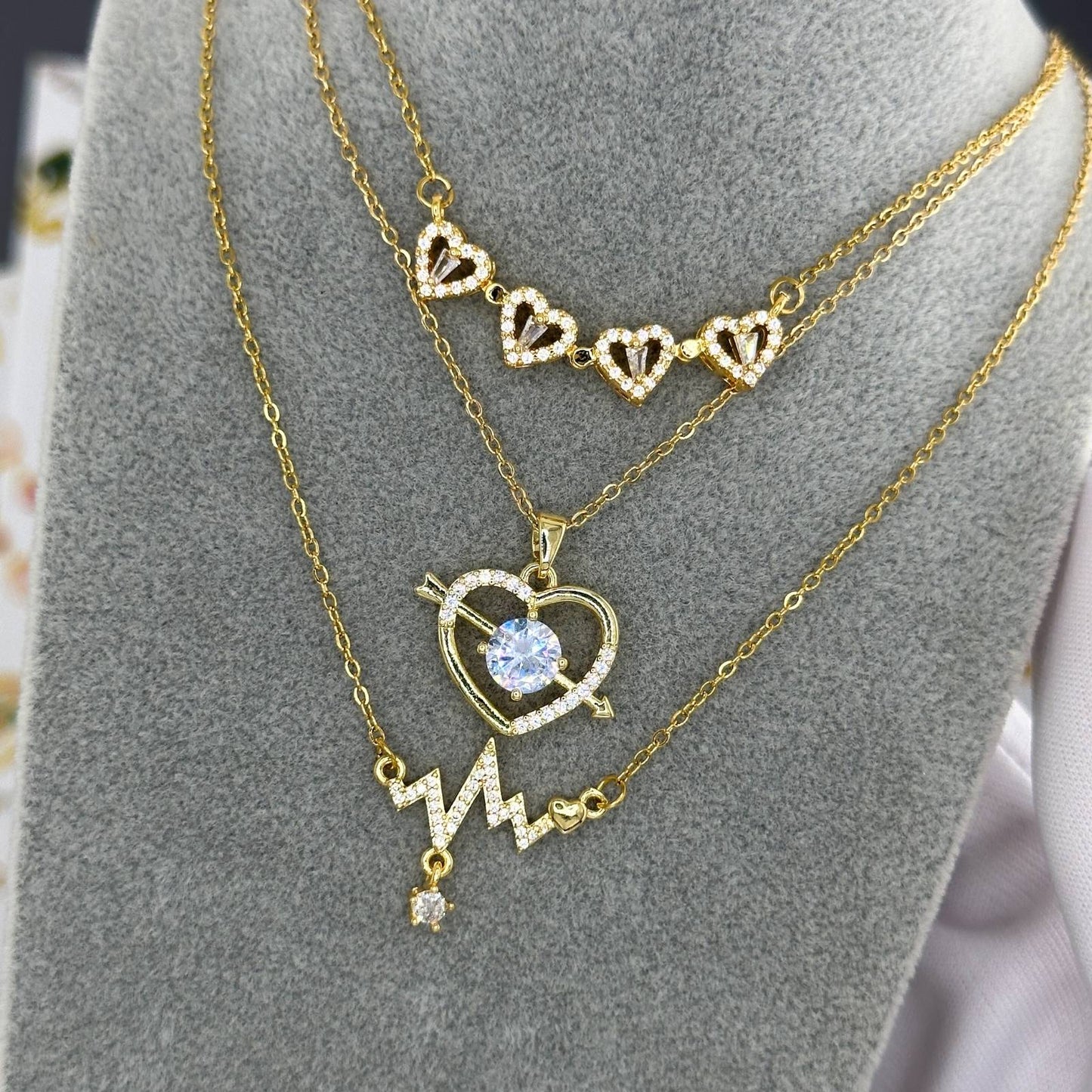 18K gold plated Stainless steel Hearts necklace, Intensity (no.58)
